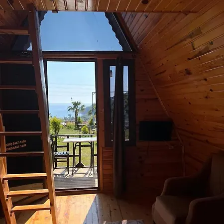 Karaoz Lighthouse Bungalow فندق Kumluca