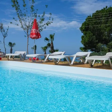 Karaoz Lighthouse Bungalow *