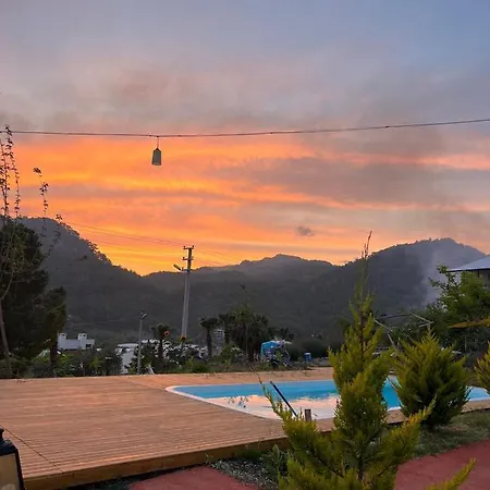 Karaoz Lighthouse Bungalow فندق *