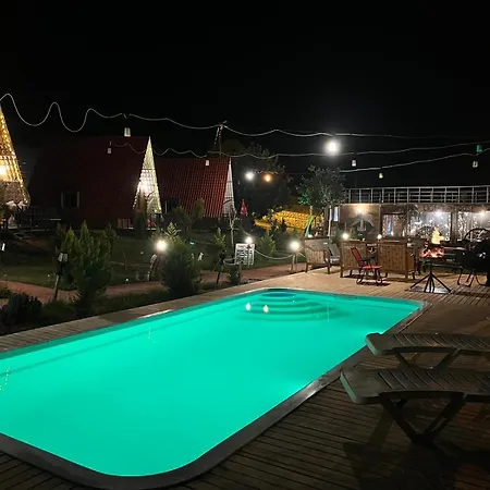 فندق Karaoz Lighthouse Bungalow *