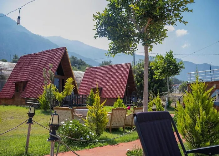 Karaoz Lighthouse Bungalow Szálloda