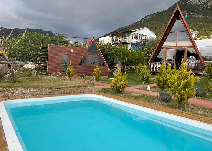 Karaoz Lighthouse Bungalow