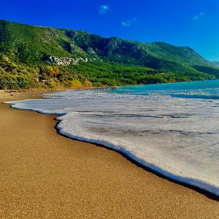 Karaoz Lighthouse Bungalow Kumluca